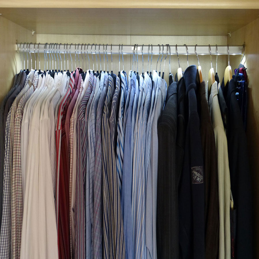 Low voltage clearance closet lighting